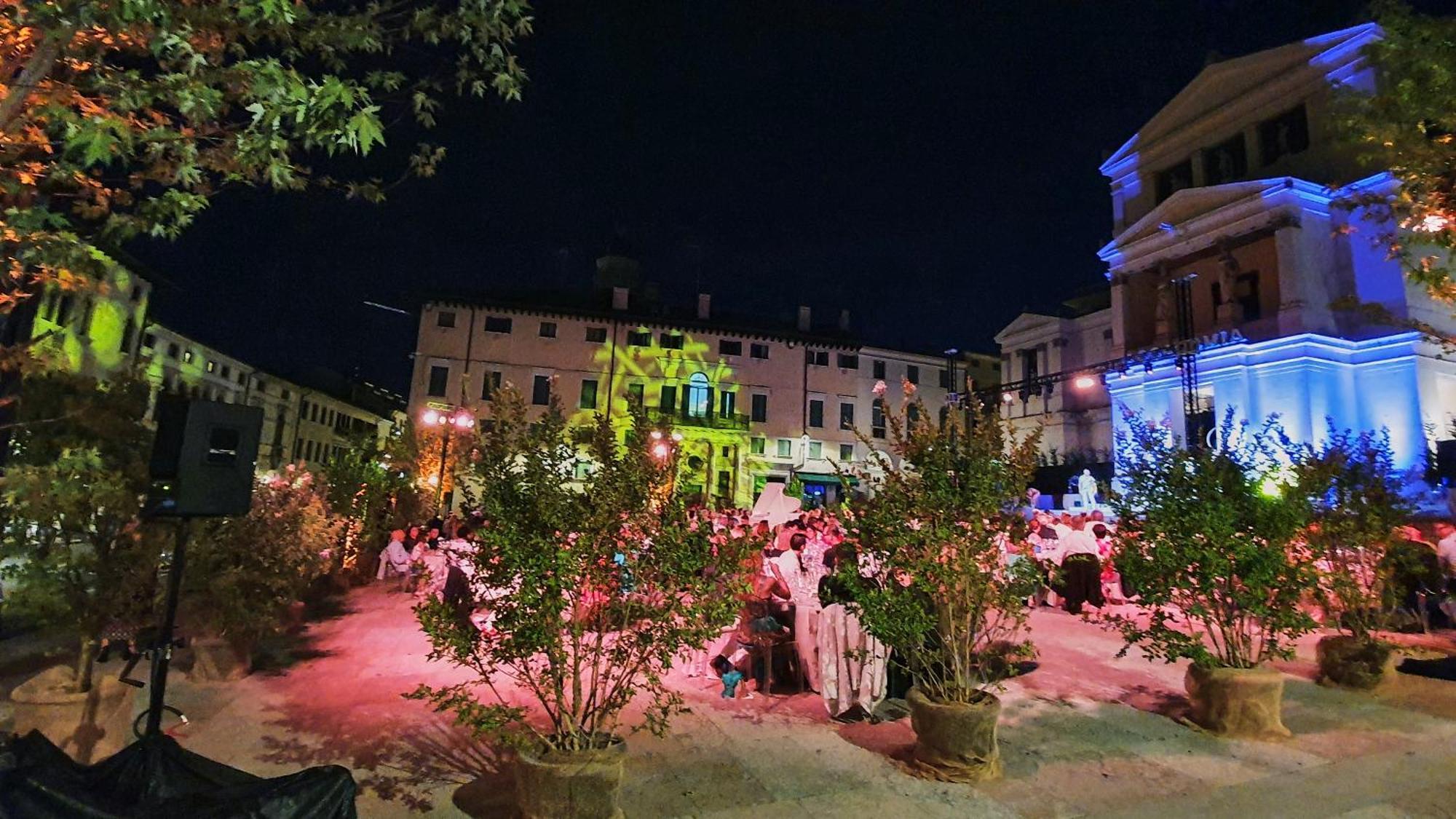 Attico Di Piazza Cima Apartamento Conegliano Exterior foto