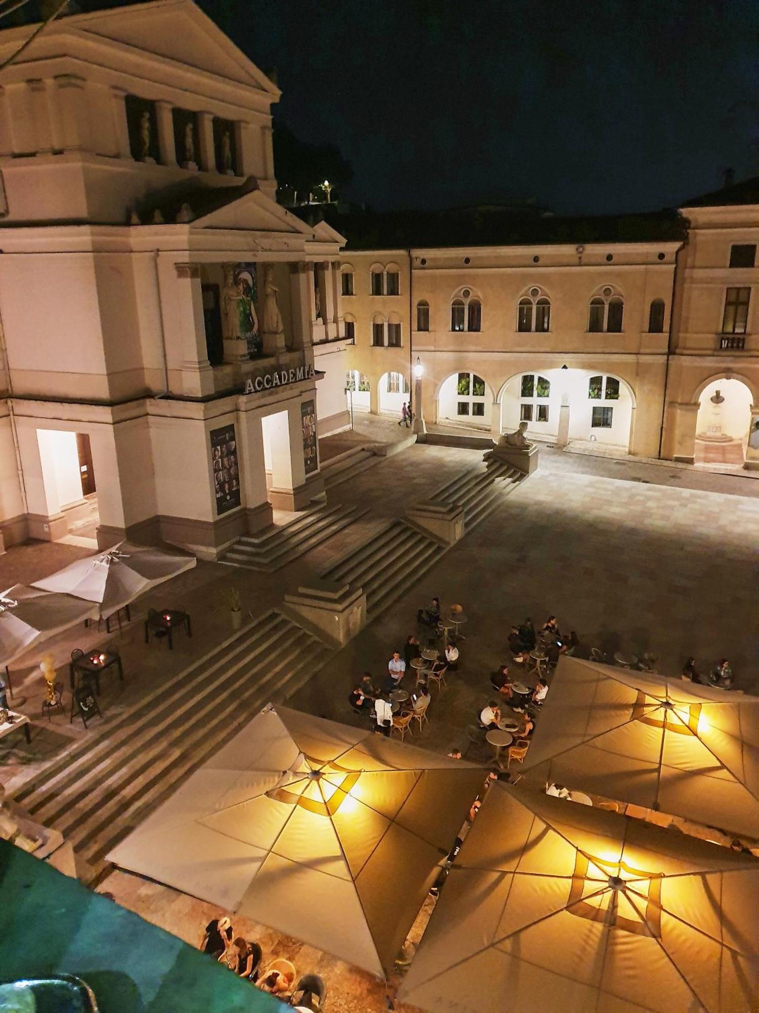Attico Di Piazza Cima Apartamento Conegliano Exterior foto